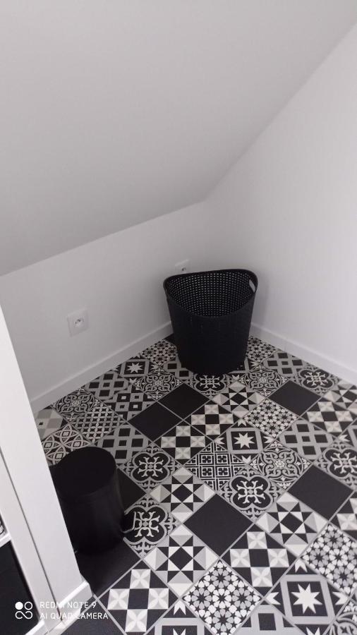 La Bella 12 - Appartement Gite Dans Maison D'Hotes Bordeaux-Saint-Clair Exteriör bild